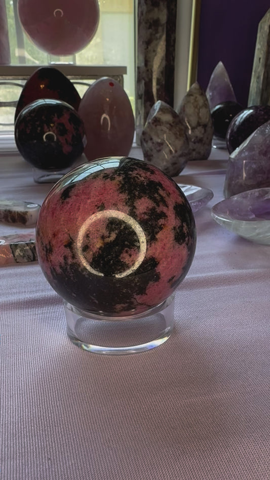 Rhodonite spheres